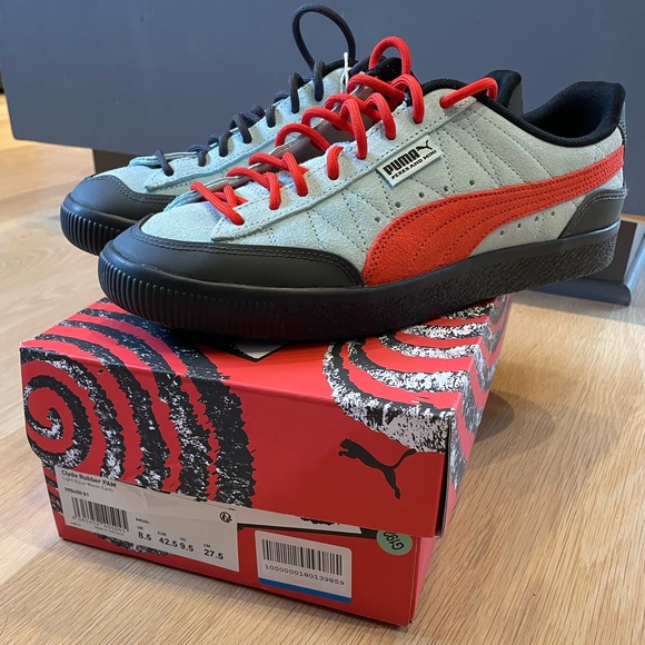 Puma Clyde Perks and Mini. New in box. US men’s 9.5. - Picture 3 of 3